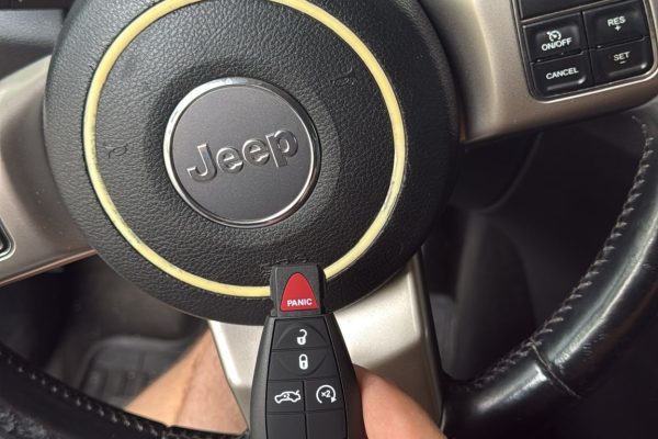 Jeep Grand Cherokee Key Replacement Manchester, New Hampshire
