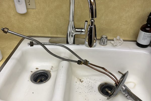 Kitchen Faucet Replacement Long Beach, CA