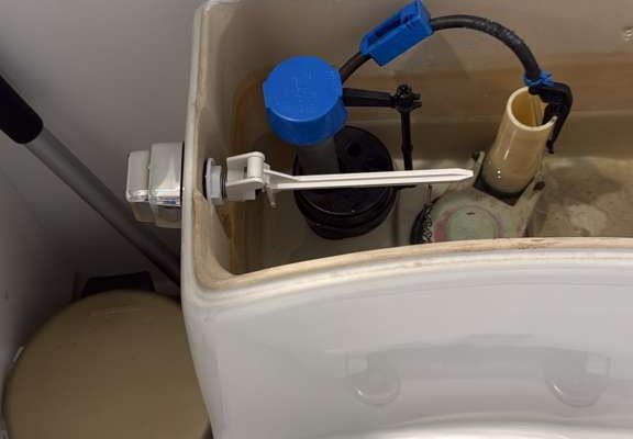 Projects 1 Pro Handyman Miami Toilet Handle Installation in Alton Rd Miami, FL