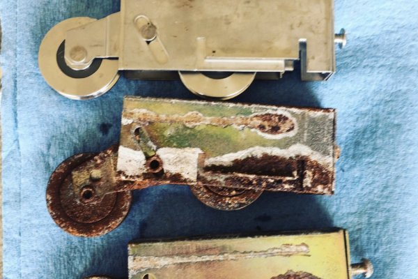 Sliding Door Roller Replacement In Palm Springs, California