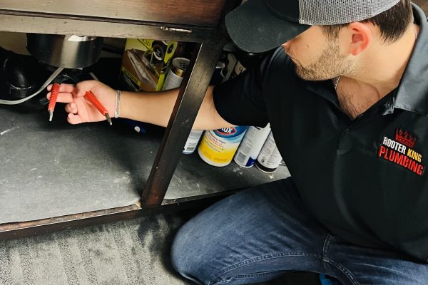 Kitchen Pipe Leak Repair in Riverside, CA
