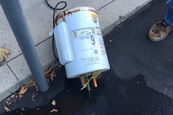 Failed Water Heater causes Water Damage in Camarillo, CA