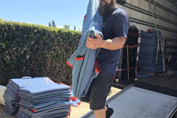 Local Moving Service In Calrsbad, CA