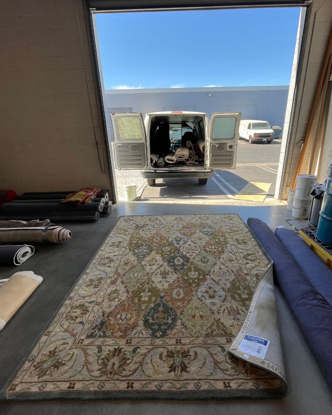 8x10 Hand-Tufted Wool Rug Cleaning in Newport Beach, CA