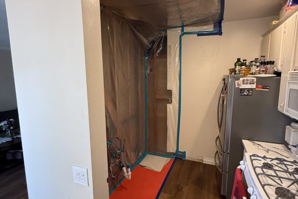 Pipe Burst Causing Water Damage in Thousand Oaks Home